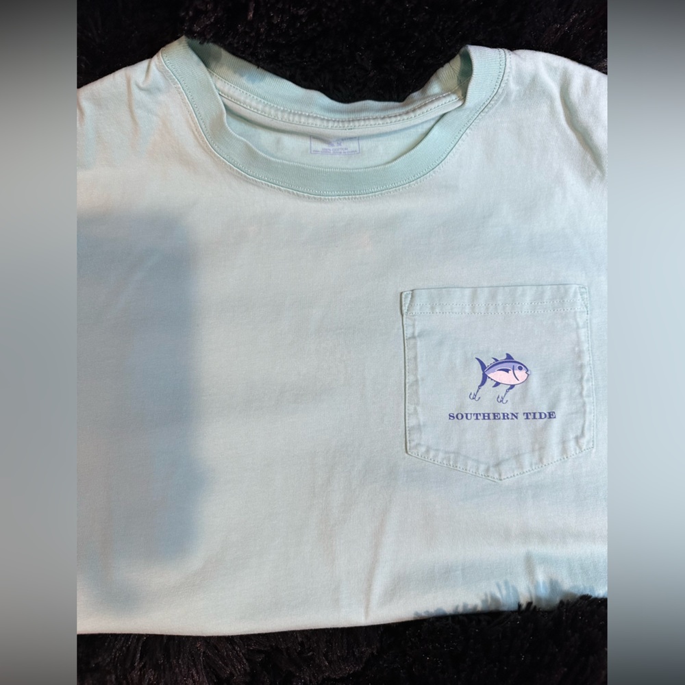 Southern tide short sleeve pocket tee